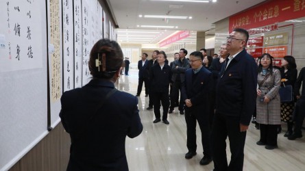 國家能源局甘肅監(jiān)管辦公室機(jī)關(guān)黨委等參觀甘肅工程咨詢集團(tuán)廉潔文化作品展